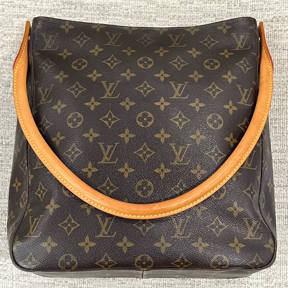LIVE: Louis Vuitton Monogram Looping Tote. Item described on live extensively.